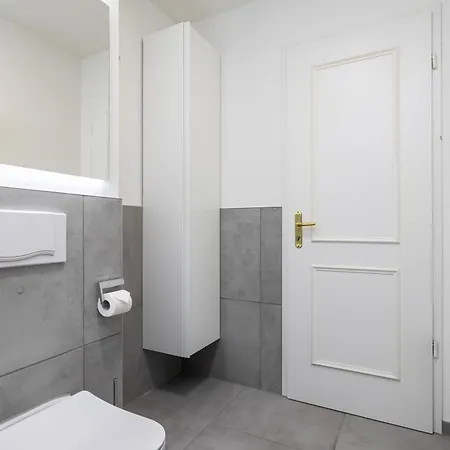 Traber Modern Gemuetlich Zentral Apartman